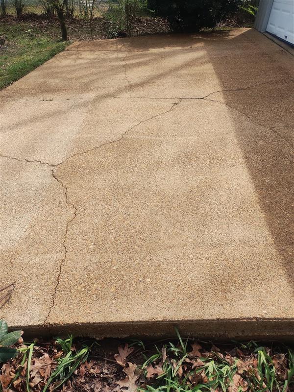Concrete driveway after cleaning